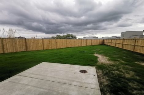 Photo of property in 17 Kapia Drive, Takanini, 2112