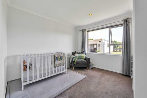 Photo of property in 29 Whakapaki Street, Urenui, 4375