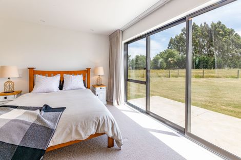 Photo of property in 32 Cridges Road, Darfield, 7510