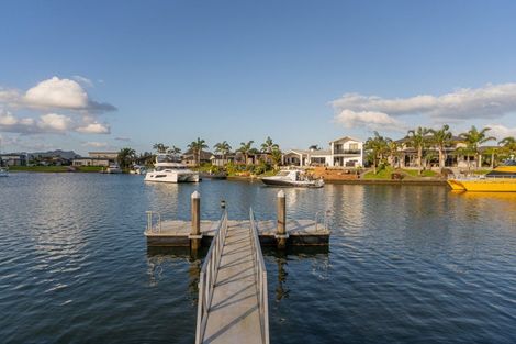 Photo of property in 32 Arawa Lane, Whitianga, 3510