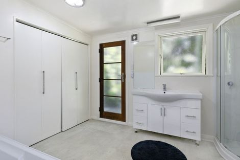 Photo of property in 57 Walter Road, Lowry Bay, Lower Hutt, 5013