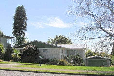 Photo of property in 6 Wychwood Crescent, Springfield, Rotorua, 3015