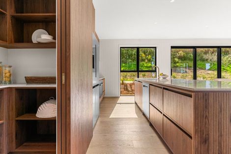 Photo of property in 4 Pukeora Way, Mangawhai, 0505