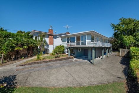 Photo of property in 24 Speedy Crescent, Hillcrest, Auckland, 0627