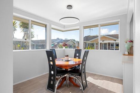 Photo of property in 20 Morrow Avenue, St Andrews, Hamilton, 3200