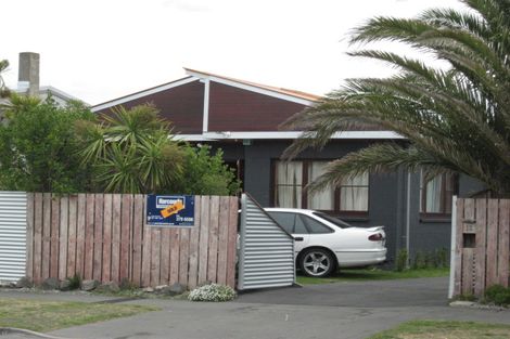 Photo of property in 12 Halsey Street, South New Brighton, Christchurch, 8062