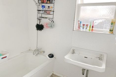 Photo of property in 18b Milson Line, Roslyn, Palmerston North, 4414