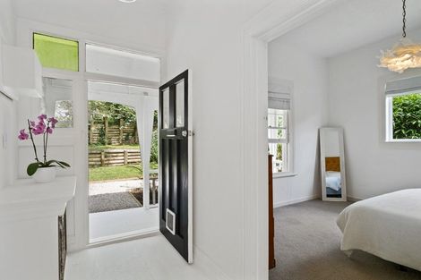 Photo of property in 4 Rautawhiri Road, Helensville, 0800