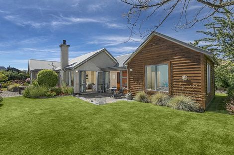 Photo of property in 121 Meadowstone Drive, Wanaka, 9305