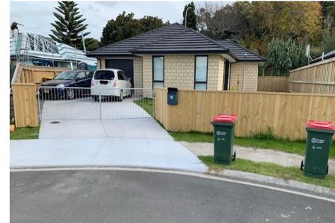 Photo of property in 17 Nukuroa Close, Waitara, 4320