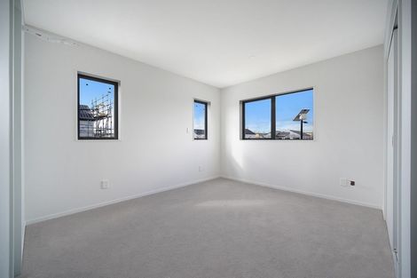 Photo of property in 141 Grove Road, Papakura, 2110