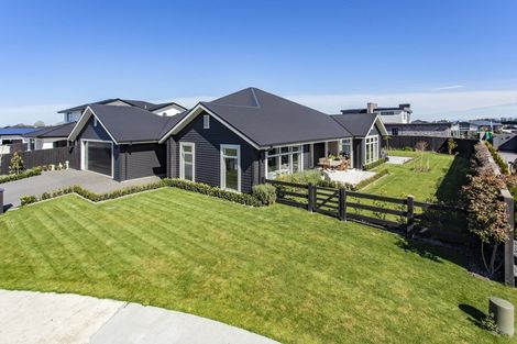 Photo of property in 11 Gerard Place, Rangiora, 7400
