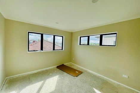 Photo of property in 69 Clevedon Road, Papakura, 2110