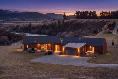 Photo of property in 525 Maori Point Road, Tarras, Cromwell, 9383