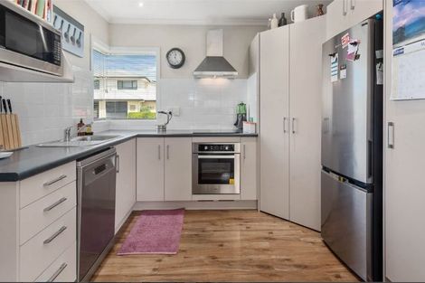 Photo of property in 47/64 Kawaha Point Road, Kawaha Point, Rotorua, 3010