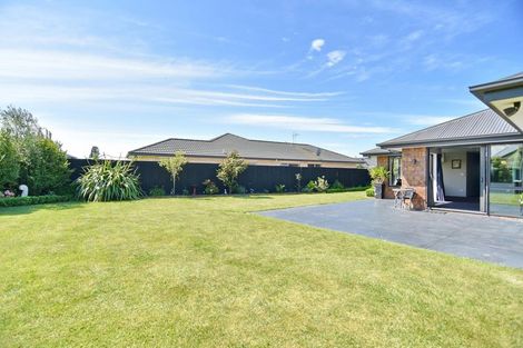 Photo of property in 64 Acacia Avenue, Rangiora, 7400