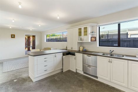 Photo of property in 7 Broadhaven Avenue, Parklands, Christchurch, 8083
