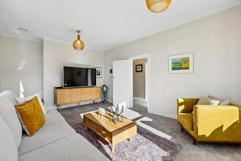 Photo of property in 17 Sandringham Street, Saint Clair, Dunedin, 9012