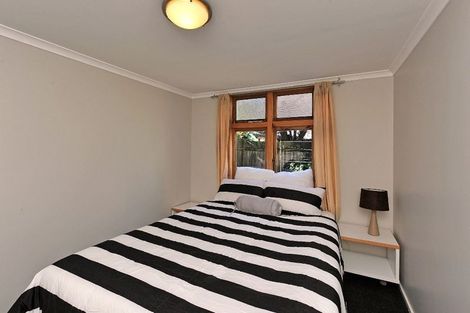 Photo of property in 39 Edinburgh Terrace, Berhampore, Wellington, 6023