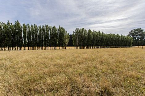 Photo of property in 10 Jelfs Road, Woodend Beach, Woodend, 7691