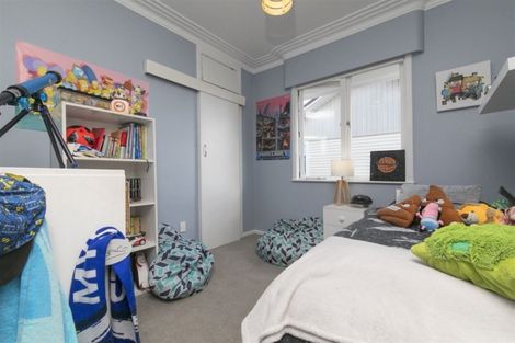 Photo of property in 10 Murray Road, Te Atatu Peninsula, Auckland, 0610