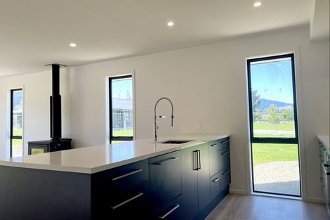 Photo of property in 2 Balfour Way, Hanmer Springs, 7334