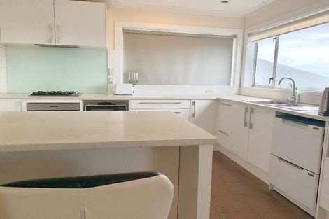 Photo of property in 64 Bleakhouse Road, Bucklands Beach, Auckland, 2014