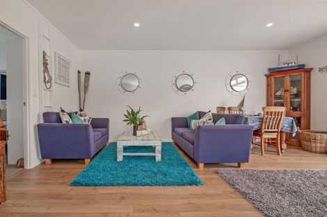 Photo of property in 13 Dundas Street, Whitianga, 3510