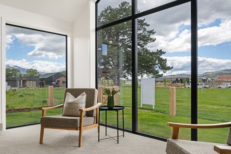 Photo of property in 117 Wooing Tree Avenue, Cromwell, 9310