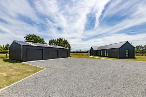 Photo of property in 32 Cridges Road, Darfield, 7510