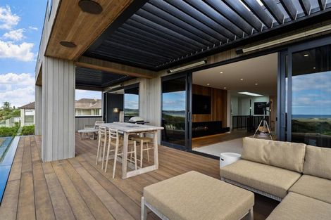 Photo of property in 8 Lagoon Way, Omaha, 0986