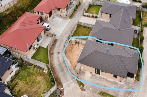 Photo of property in 14 Frederick Place, Whalers Gate, New Plymouth, 4310