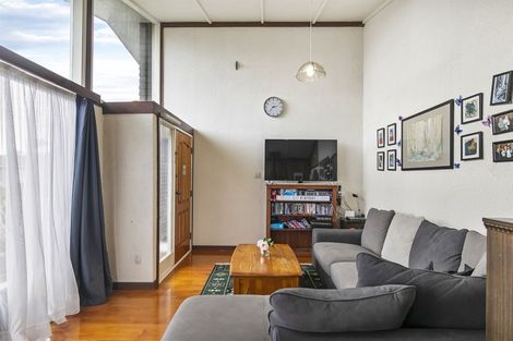 Photo of property in 38 Thornlow Street, Glendene, Auckland, 0602