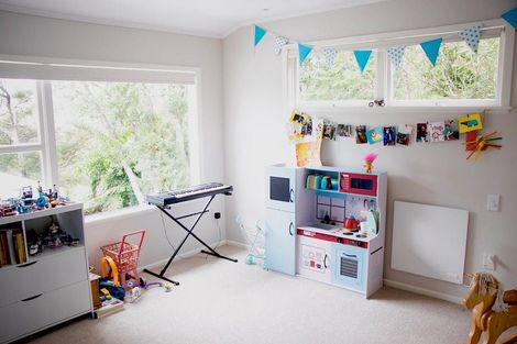 Photo of property in 58 Fowler Street, Northcote, Auckland, 0627