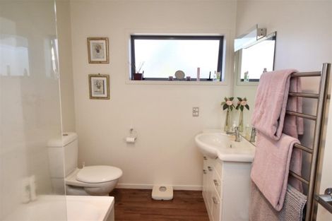 Photo of property in 17a Otonga Road, Springfield, Rotorua, 3015