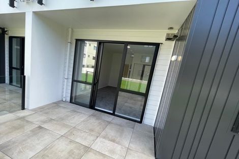 Photo of property in 19/11 Carlos Drive, Flat Bush, Auckland, 2016