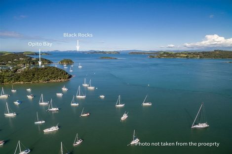 Photo of property in 88 Doves Bay Road, Kerikeri, 0294