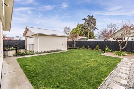 Photo of property in 132 Effingham Street, North New Brighton, Christchurch, 8083