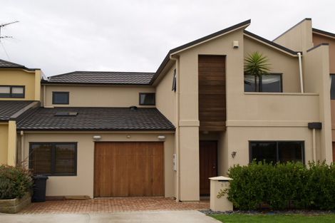 Photo of property in 50 Tiger Drive, Golflands, Auckland, 2013