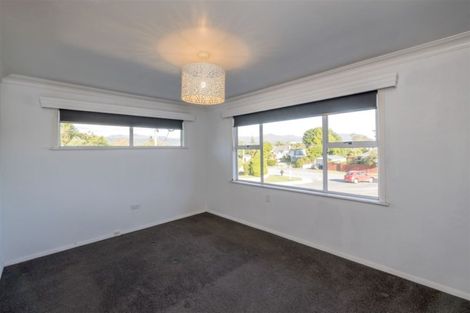 Photo of property in 1 Argyle Avenue, Levin, 5510