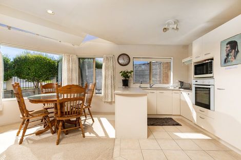 Photo of property in 18/169 Sturges Road, Henderson, Auckland, 0612