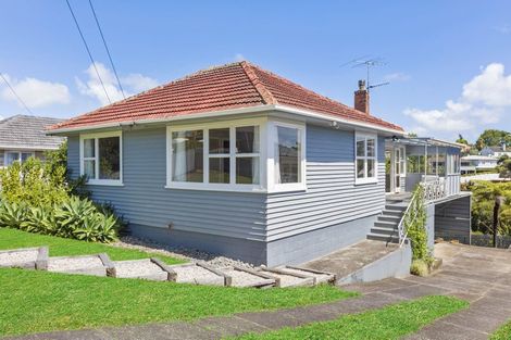 Photo of property in 10 Macpherson Street, Meadowbank, Auckland, 1072