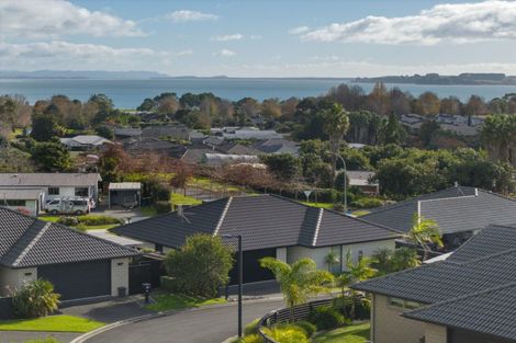 Photo of property in 18 Vista Close, Omokoroa, 3114
