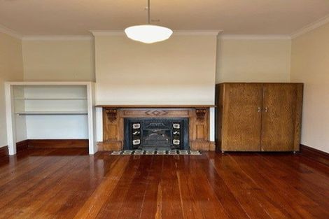 Photo of property in 2 Stanley Street, Berhampore, Wellington, 6023