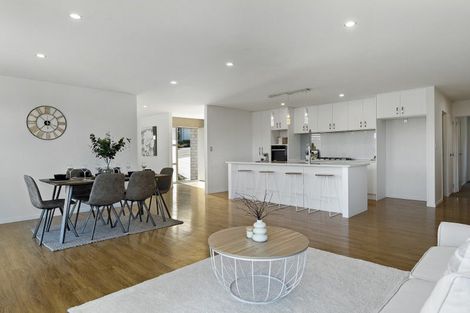 Photo of property in 22 Caldera Crescent, Pyes Pa, Tauranga, 3112