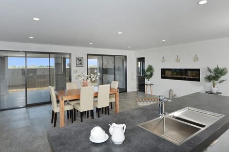 Photo of property in 59 Stace Hopper Drive, One Tree Point, 0118