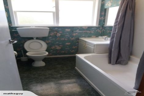 Photo of property in 1/3a Huapai Street, Onehunga, Auckland, 1061