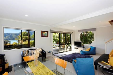 Photo of property in 5 Kaimiko Place, Okiwi Bay, 7193