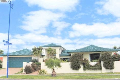 Photo of property in 96 Gravatt Road, Papamoa Beach, Papamoa, 3118