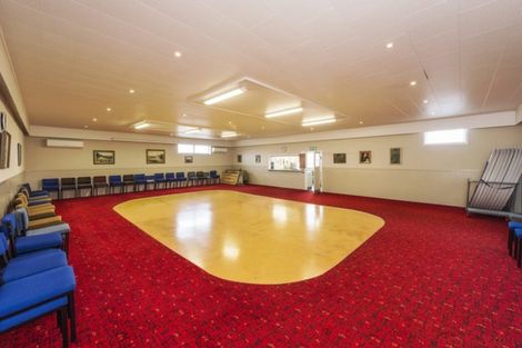 Photo of property in 1 Duke Street, Papakura, 2110